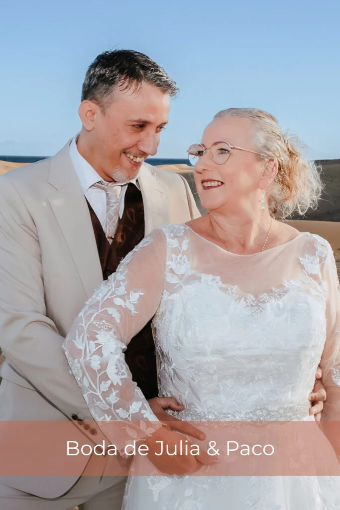 Novios el día de su boda en Santa lucía, Gran Canaria