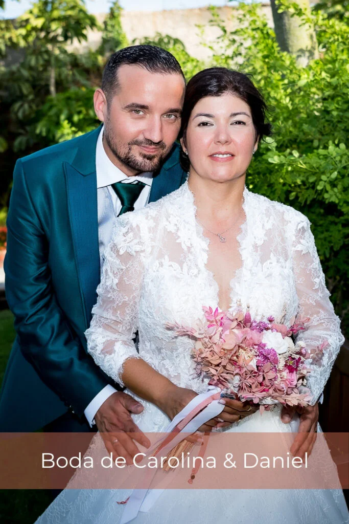 Novios el día de su boda en Telde, Gran Canaria